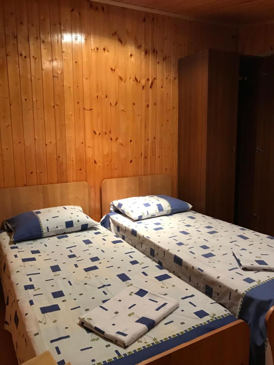 Гостевой Дом С Садом Hotell Gagry Eksteriør bilde